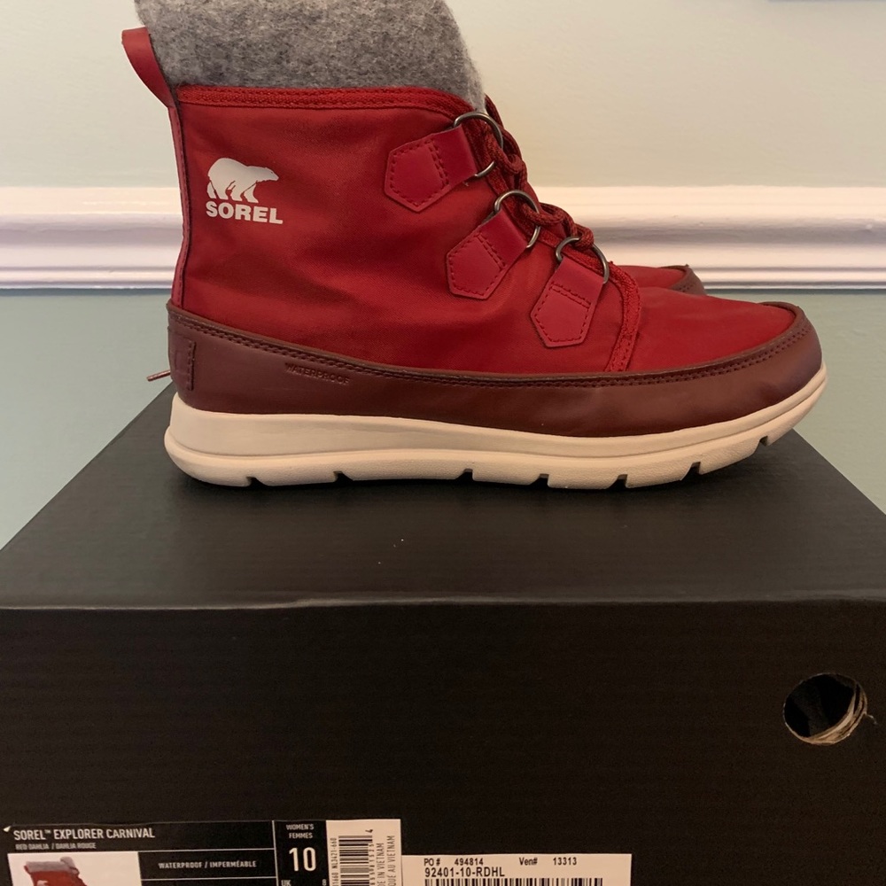 Sorel Explorer Carnival Boots Sz 10